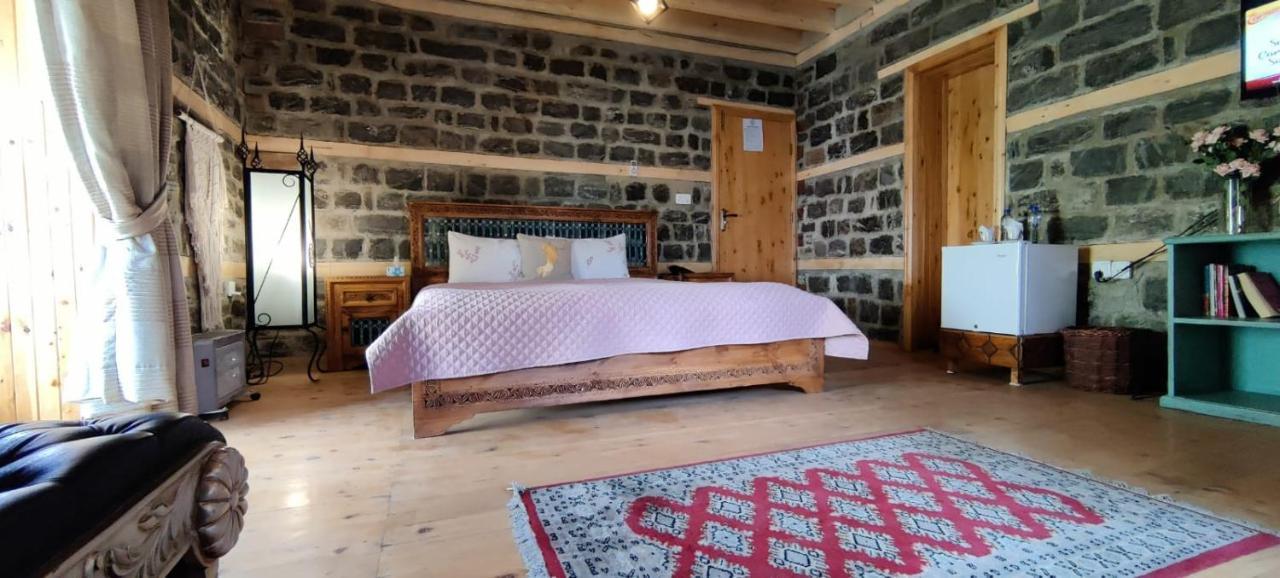 Riverdale Gilgit Extérieur photo